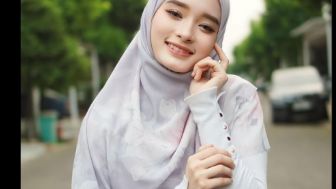 Waduh! Inara Rusli Tuai Hujatan Netizen Usai Unggah Foto Berpakaian Ketat