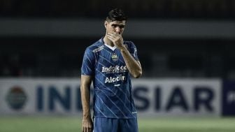 Absen di Laga Perdana, Bek Asing Persib Bandung Nick Kuipers Tulis Pesan Menyentuh untuk Bobotoh, Fix Hengkang?