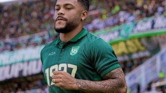 Pulih dari Cedera, Striker Persebaya Paulo Victor Berpeluang Main Kontra Barito Putera?