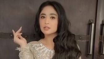 Tak Terima Dibilang Wanita Mucikari, Dewi Perssik Ngamuk Ke Fans Lesti Kejora