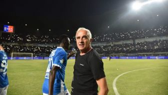 Kursi Pelatih Persib Bandung Kosong Ditinggal Luis Milla, Mario Gomez Beri Kode 'CLBK' ke Bobotoh?