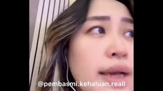 Dianggap Tak Peduli Anak Kandungnya Dilecehkan Oleh Ayah Tiri, Pinkan Mambo Disorot, Akui Pacari Lima Pria Sekaligus hingga Hamil