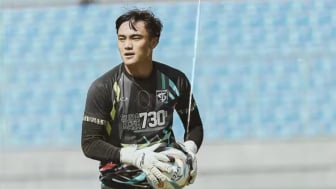 Pamerkan Aksi Ciamik di Persebaya Surabaya, Ernando Ari Kode Shin Tae-yong Jelang Piala AFF U-23?