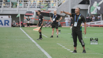 Bawa Persebaya Surabaya Unggul 3 Kali Beruntun, Uston Nawawi Tetap Rendah Hati