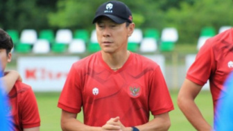 Pelatih Thailand Gigit Jari Hadapi Shin Tae-yong? Timnas Indonesia U-23 Lolos ke Babak Semifinal Piala AFF