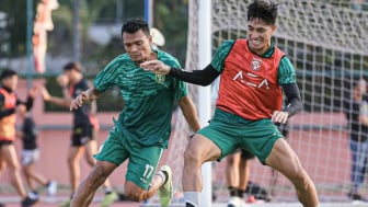 Persebaya Surabaya Ditahan Imbang PSS Sleman, Bonek Sumringah Uston Nawawi Mainkan Ferdinand Sinaga?