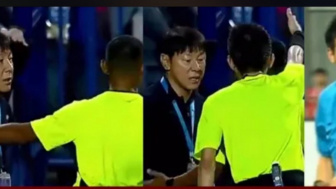 Cek Fakta: Wasit Curang Langsung Menangis! Dapat Hukuman Setimpal Usai Laga Timnas Indonesia vs Vietnam di Final Piala AFF 2023