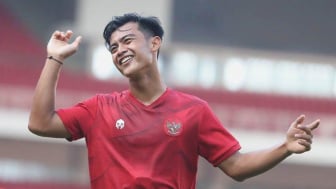 Suami Dipanggil Timnas, Azizah Salsha Bocorkan Jadwal Kepulangan Pratama Arhan ke Indonesia?