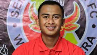 Kakak Pratama Arhan Resmi Gabung Semen Padang FC, Dimas Roni Naik ke Liga 2, The Kmers: Titipan?