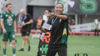 Transformasi Sukses! Cara Pelatih Persebaya Surabaya Jawab Keraguan Bonek, Uston Nawawi Bungkam Fans?