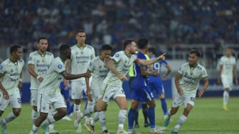 Sempat Menepi karena Cedera, Bek Persib Bandung Ini Beri Kabar Baik