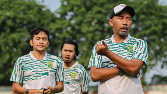 Usai Dilepas Persebaya Surabaya, Uston Nawawi Punya Ambisi Khusus ke Pemain Keturunan, Bonek Malah Sombongkan ini