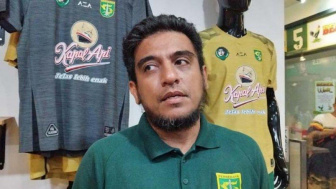 Dear Bonek! Negosiasi Pelatih Persebaya Capai Final, Bahas Durasi hingga Klausul Kontrak?