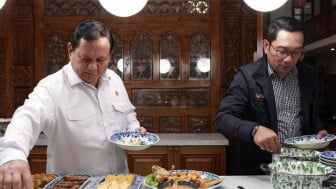 Prabowo Quality Time Bareng Ridwan Kamil, Menu Cilok Jadi Pilihan, Netizen Dukung Keduanya Maju di Pemilu