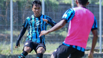 Curhat ke Eks Pemain Persebaya Soal Bonek, Gelandang Timnas Indonesia Siap All Out Bersama Arema FC di Derby Jatim