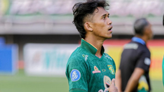 Tampil Gacor di Derby Jatim Melawan Arema FC, Pemain Persebaya Ini Sebut Ada Peran Pelatih