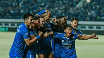 Persib Bandung Siap ke Puncak Jalur Surabaya? Jelang Away ke Persebaya, Bojan Hodak Akui Berat