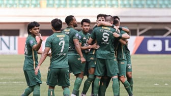 Persebaya Siap Habisi Persib di Gelora Bung Tomo. Josep Gombau: Kami Punya Taktik Menghadapi Persib