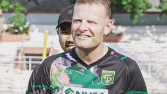 Hanya Dikontrak Singkat, Persebaya Surabaya Resmi Lepas Josep Gombau