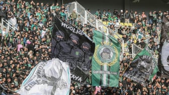 Kronologi Penundaan Laga Persebaya vs PSIS Semarang, Sempat Dapat Lampu Hijau di Stadion GBT