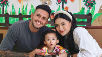 Warganet Kini Ramai Doakan Nathalie Holscher dan Ladislao Berjodoh, Ternyata Ini Penyebabnya