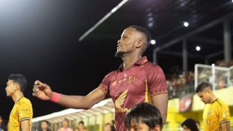 Gaji Ditunggak, Striker Baru PSM Makassar Victor Mansaray Putuskan Hengkang