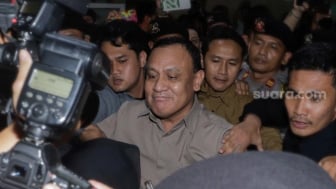 Nasibnya Segera Diputus Hakim, Firli Justru Merasa Percaya Diri, Ada Apa?