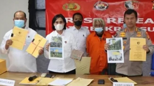 Diduga Korupsi Rp26 Miliar, Mantan Ketua LPD Ungasan Ngurah Sumaryana Ditahan