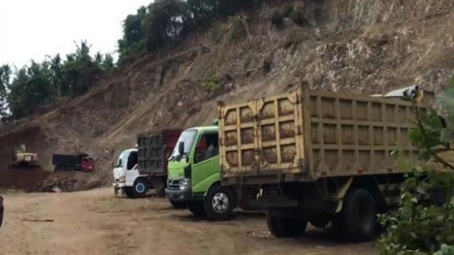 Keruk Bukit, Megaproyek PKB Disorot, Enam Pura Terancam