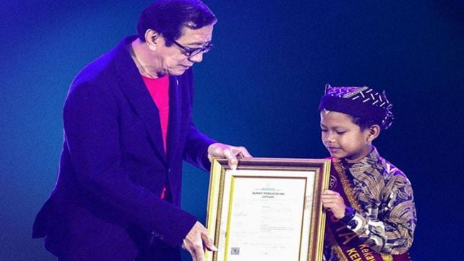 "Ojo Dibandingke": Farel Prayoga Nyanyi, Ayumi Putri Sasaki Paskibraka Nasional