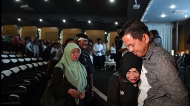 Cerita Kang Dedi Mulyadi Ditangisi Pegawai saat Pamitan Berhenti dari Bupati Purwakarta Dua Periode