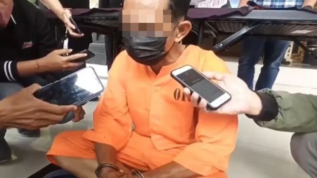 Ini Pengakuan Kadek EA: Enam Tahun Tak Diberi Jatah Istri, Embat Anak Sendiri