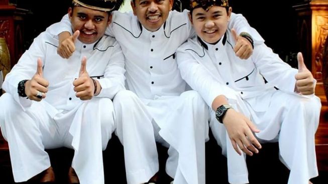 Teka-teki Maulana Akbar Terungkap! Usia Pernikahan Kang Dedi 19 Tahun, Kok Usia Anak Sulungnya 23 Tahun?