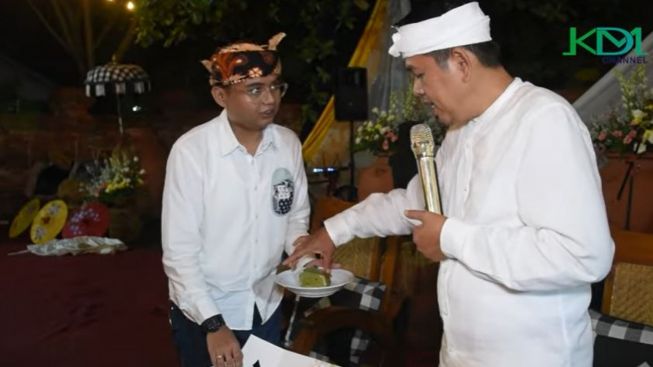 Kang Dedi Mulyadi Sebut Maula Akbar Bukan Anak Emas, Sumpah Demi Tuhan, Tunjukkan Fakta Mengejutkan Ini