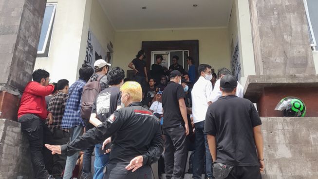 Pintu Masuk Unud Ditutup karena G20, Diskusi Mahasiswa Dibubarkan, BEM: Preseden Buruk!