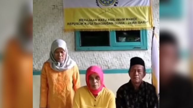 Viral Video Lansia Lelaki dan Perempuan Ngaku  Ratu Adil dan Imam Mahdi yang Mampu Kendalikan Bencana Dunia