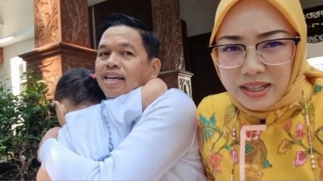 So Sweet..Ambu Anne Masih Simpan Banyak Kenangan Manis Bareng Kang Dedi Mulyadi, Ada Video Kecupan Sayang, Masih Cinta?