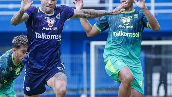 Jadwal Terbaru Persib Bandung vs Persija Jakarta Jadi Sorotan Usai Liga 1 Lanjut, Main di SJH Bobotoh Hadir?