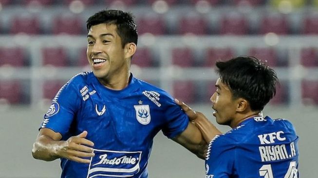 Dicoret dari Piala AFF 2022, Sosok Naturalisasi Rp6,08 M ke PSIS Semarang, Cantillana Terdepak? Yoyok Sukawi Tegaskan Ini