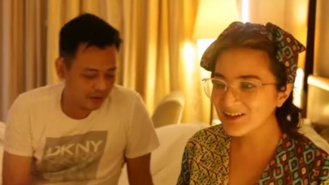 Astaga! Suami Kiki Amalia Persiapan Sebelum Malam Pertama, Perlihatkan Film Tontonnya ke Publik Tanpa Disensor