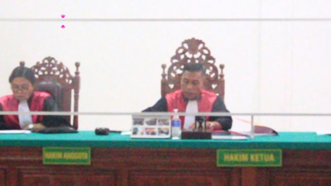 Sidang Dugaan Penggelapan Dana Adat Pengastulan Memanas, Dibandingkan dengan Sidang Ferdy Sambo