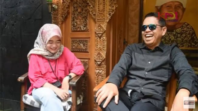 Netizen Heboh, Dedi Mulyadi Kepincut Yessi Sertifikat Rumah? Sampai Mau Repot-repot Bela Si Gadis dan Lakukan Hal Ini