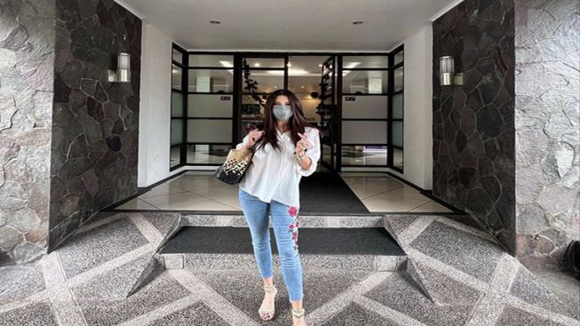 Ingin Tenang di Bali, Tamara Bleszynski Jual Hotel Warisan Sang Ayah