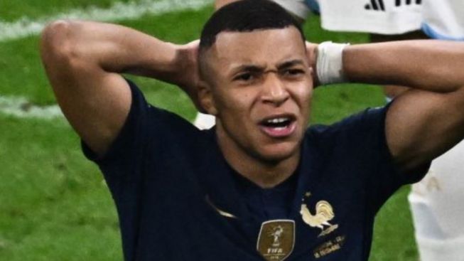 Sepatu Emas Seperti Tak Bermakna, Argentina Bikin Kylian Mbappe Terus Tertunduk