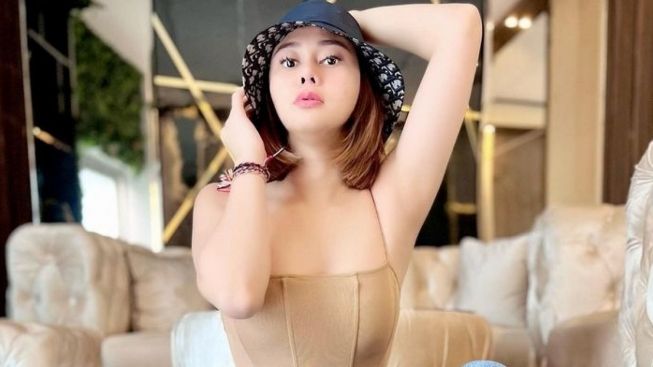 Bahas Perihal Kriteria Cowok Idamannya, Denise Chariesta Ungkap Hal Ini: Gue Akan Cari Cowok yang...