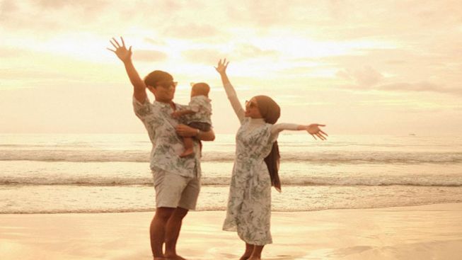 Dituding Gimmick! Lesti Kejora Dibelikan Vila di Bali, "Alhamdulillah senang. Terima Kasih Papa"