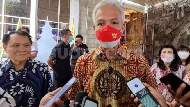 Elektabilitas Ganjar Tinggi, Golkar Happy, PDI Perjuangan Ribut, Rocky Gerung: Itu Pembusukan