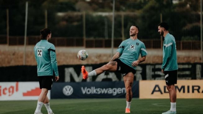 Marko Arnautovic Klaim Manchester United Tidak Cukup Uang Untuk Mengontraknya