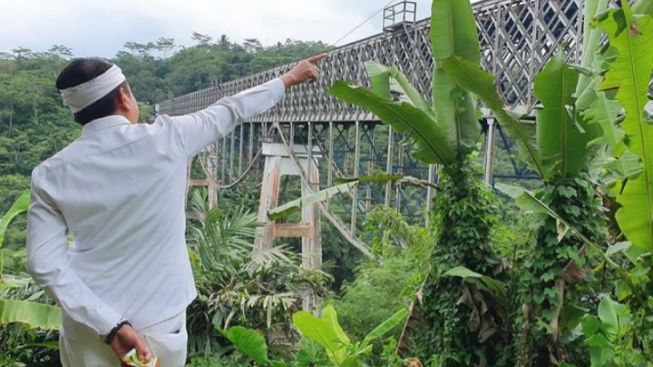 Review Jembatan Tua Cirahong yang Instagramable, Follower Dedi Mulyadi Nyolot di Media Sosial