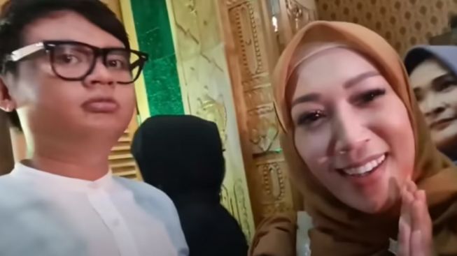 Tinggalkan Golkar, Maula Akbar, Putra Sulung Dedi Mulyadi Disemangati Kekasih, Diana Limbong